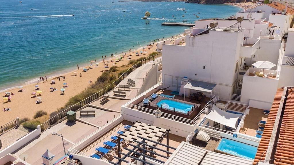 Refurbished Beachfront House, Pool, Ac, Wifi, Albufeira, Sea View Exterior foto