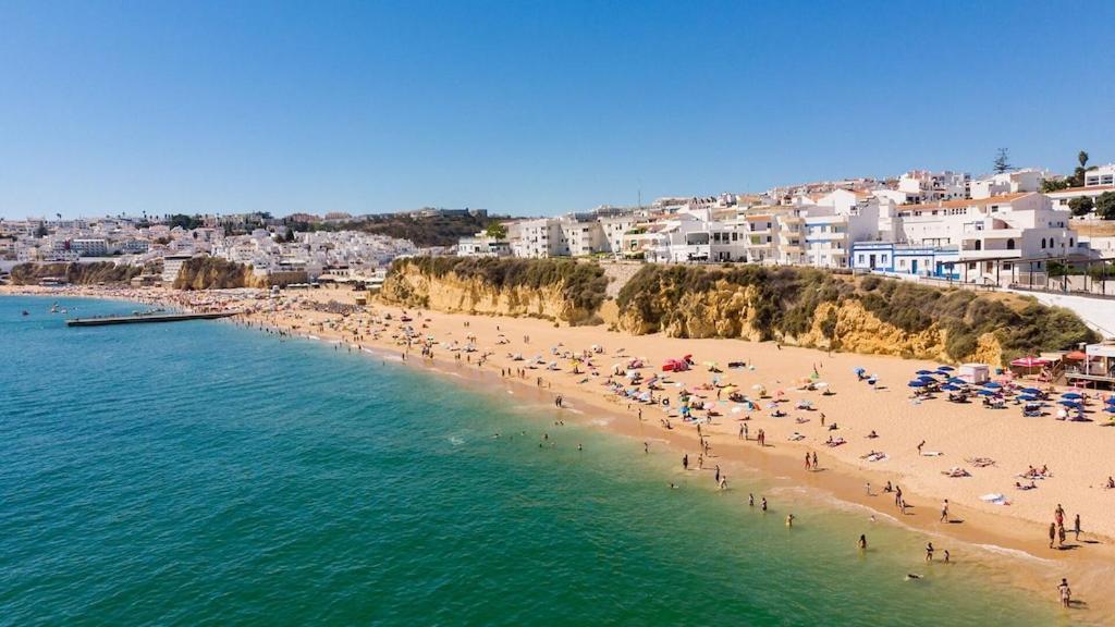 Refurbished Beachfront House, Pool, Ac, Wifi, Albufeira, Sea View Exterior foto