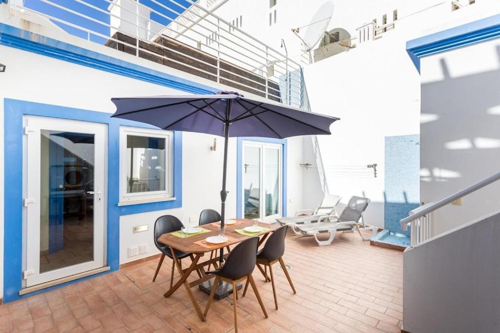 Refurbished Beachfront House, Pool, Ac, Wifi, Albufeira, Sea View Exterior foto