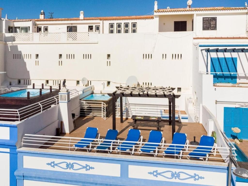 Refurbished Beachfront House, Pool, Ac, Wifi, Albufeira, Sea View Exterior foto